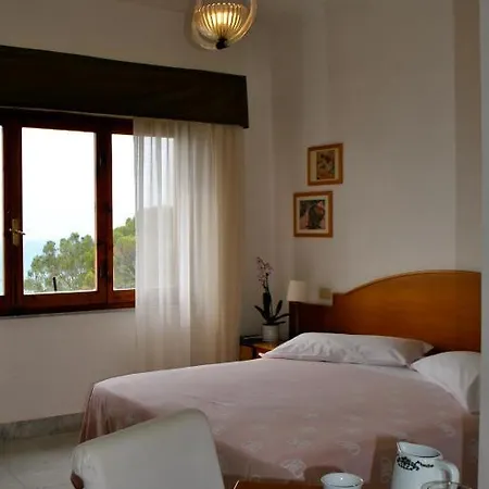 Miramare 3*
